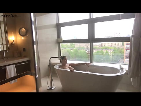 ❤️ Valtava babe runkkaa intohimoisesti pilluaan kylpyhuoneessa ❤ Porno at us fi.pornoklinge.ru