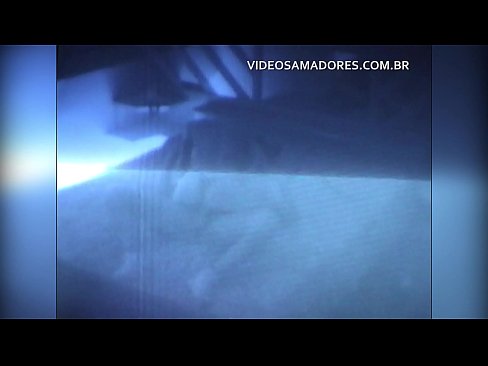 ❤️ Aviomies filmaa vaimon nussivan naapuria ja saa selville, että tämä on aisankannattaja ❤ Porno at us fi.pornoklinge.ru