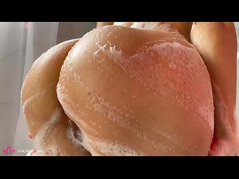 ❤️ Brunette masturboi pillua vibraattorilla intensiiviseen orgasmiin suihkussa ❤ Porno at us fi.pornoklinge.ru