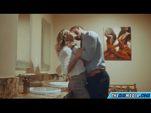 ❤️ Kun povekas blondi viettelee sinut julkisessa vessassa ❤ Porno at us fi.pornoklinge.ru
